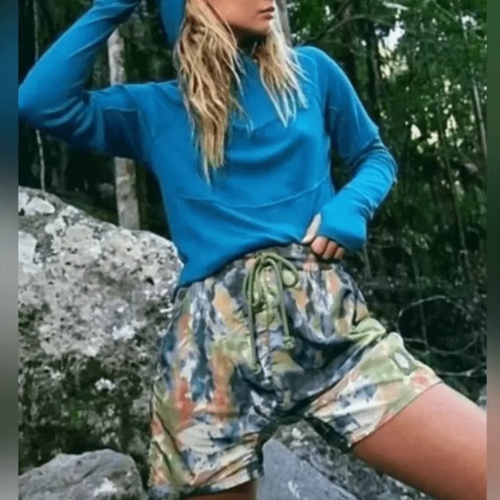 Free People Movement The Switchback Shorts in Green Combo Size M